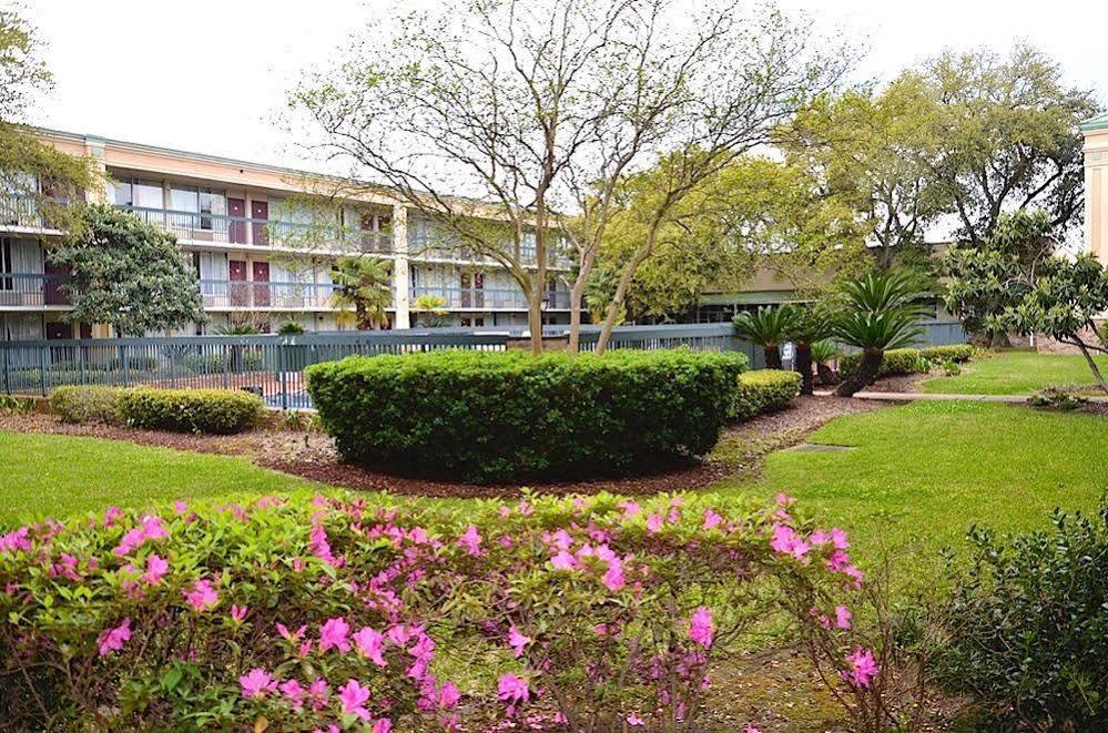 Days Inn Gretna New Orleans Exterior photo
